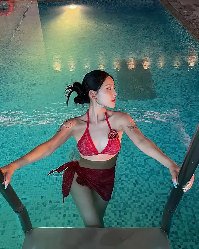 씨티뷰 끝내주는 수영장에 사람이 단 한 명도 없었다 instagram for za.yuu