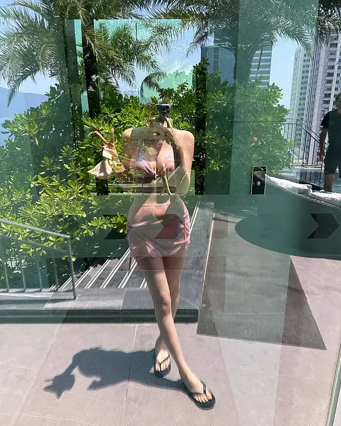 피자랑 맥주 잔뜩먹고 뛰어들었던 바다는 평생 못잊을거야 instagram for eunhea_2