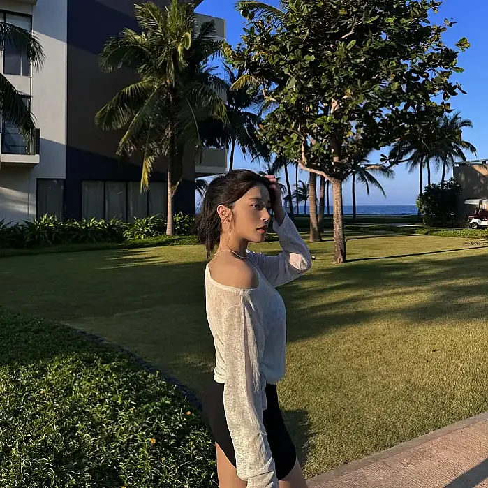 자꾸만 떠나버리고 싶은 여름 instagrm for _2senni (feat.다낭)