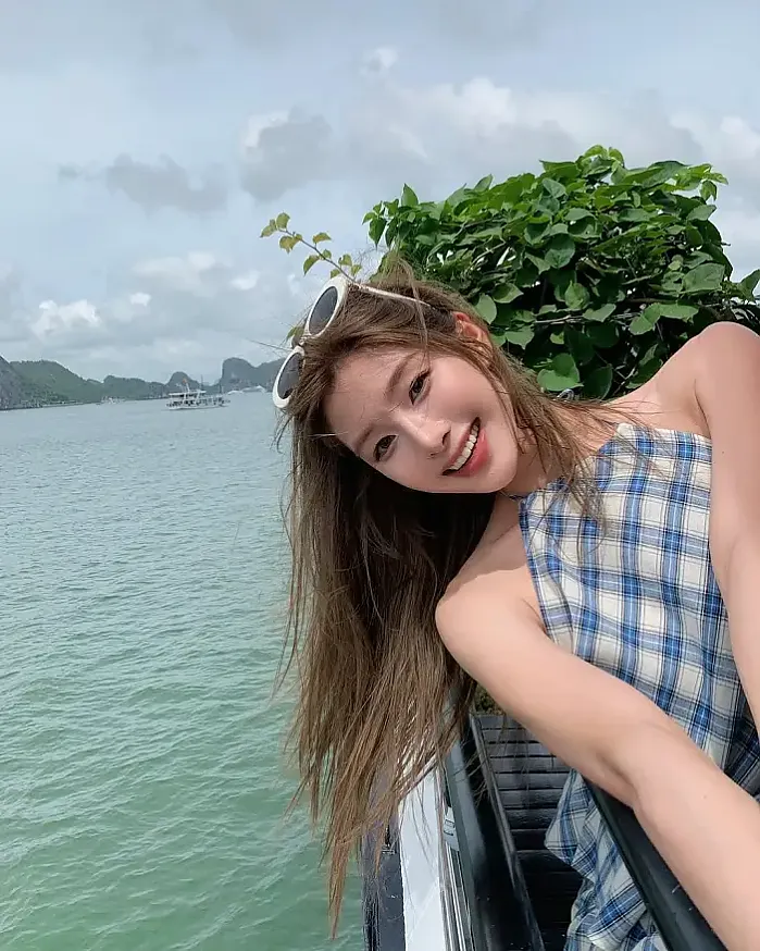 Vịnh Hạ Long에서 만난 완벽한 순간들