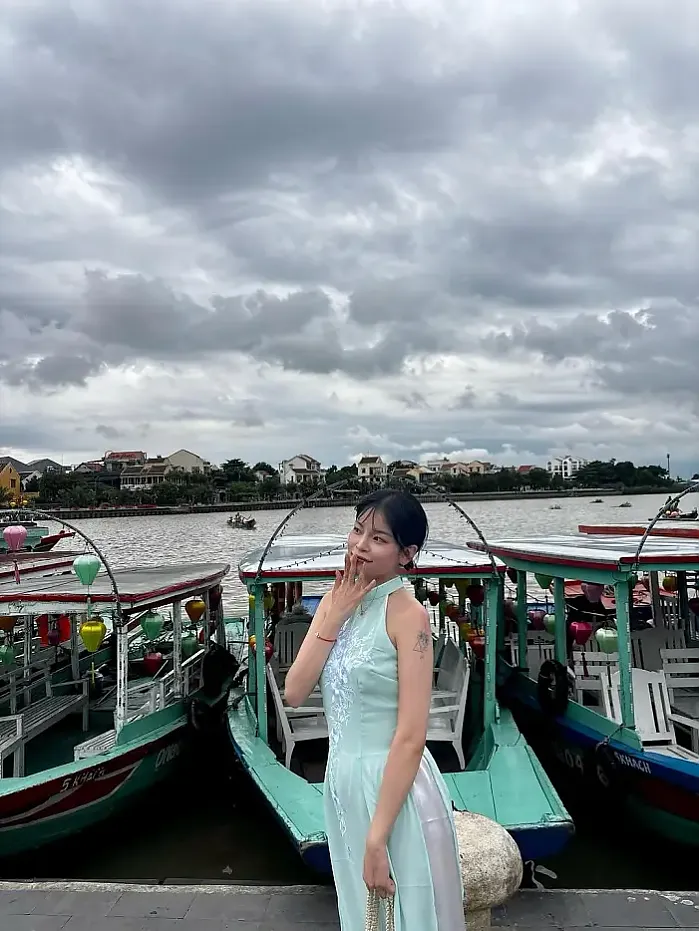 호이안의 마법같은 밤: 시간이 멈춘 듯한 순간