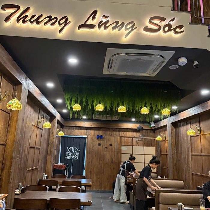 호치민 다람쥐산장 1군 - 분위기Good 안주 맛집