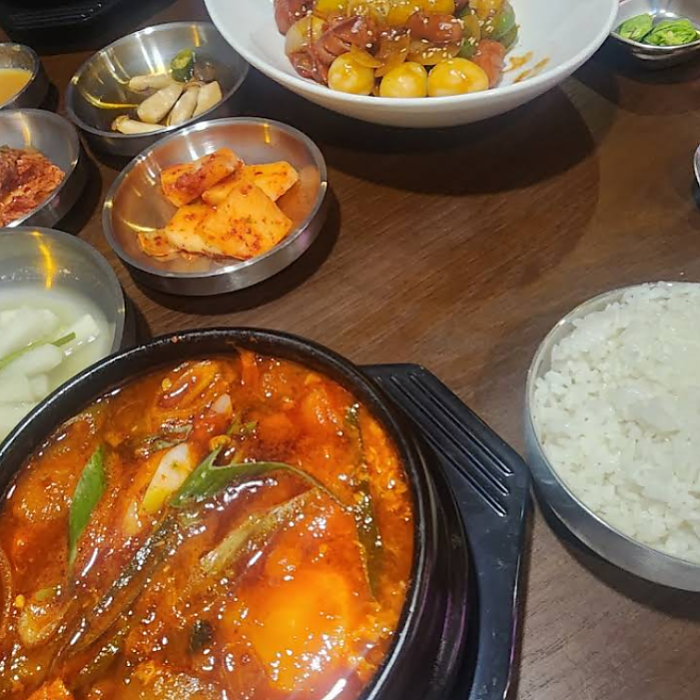 호치민 다람쥐산장 1군 - 분위기Good 안주 맛집