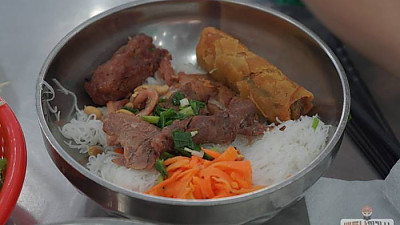 호치민 분팃느엉 맛집 “Bún thịt nướng Kiều Bảo”