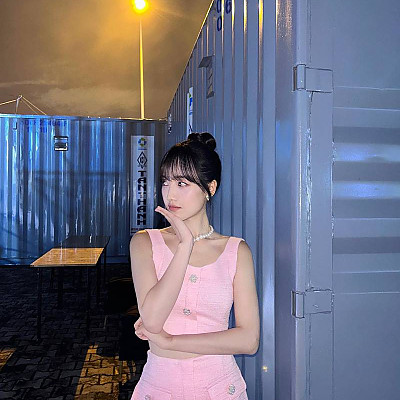 Ho Chi Minh City, Vietnam 9월 27일 윤이 짱 이쁘다 호치민정보 인스타 후방계정