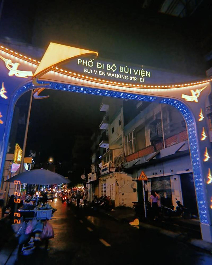Walking Street Phố Bùi Viện 8월 11일 불빛과 소음 속에서 길을 잃었다 호치민정보 인스타 후방계정