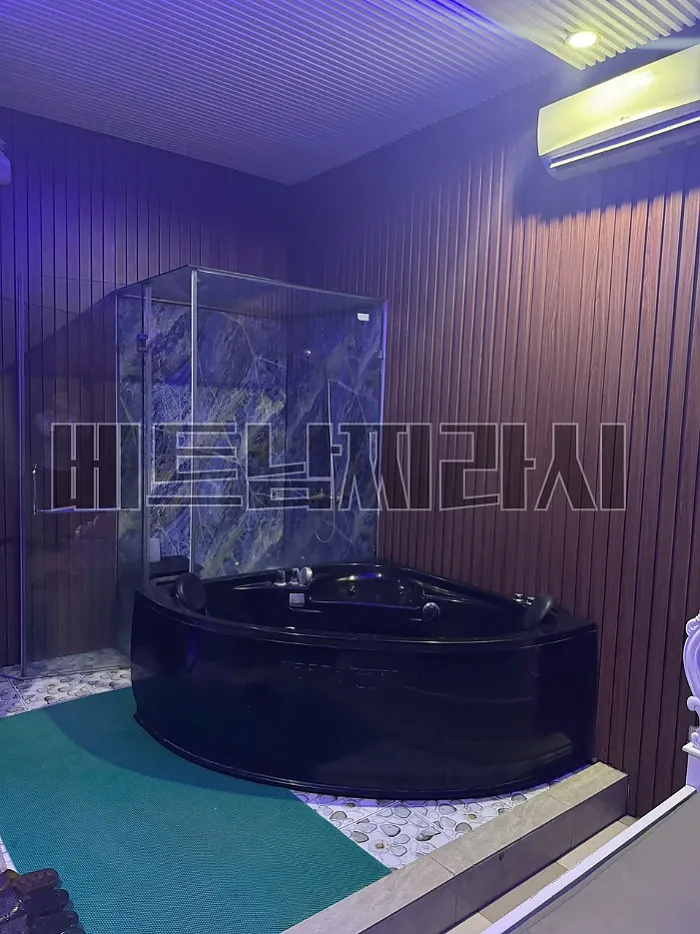 하노이 불건마 문 마사지 HANOI MOON VIP Massage