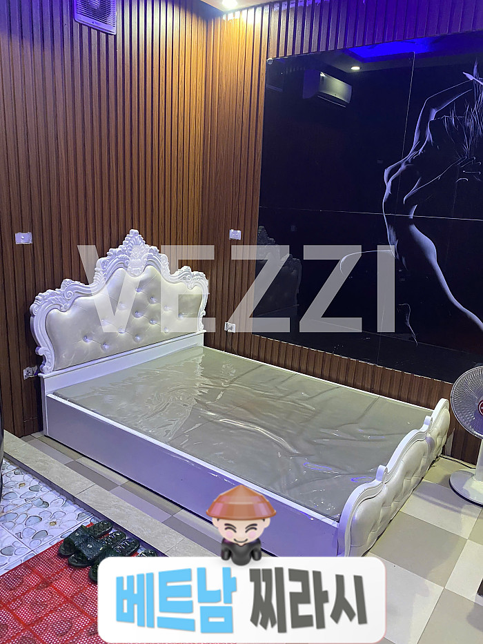 하노이 미딩 불건마 문 마사지
