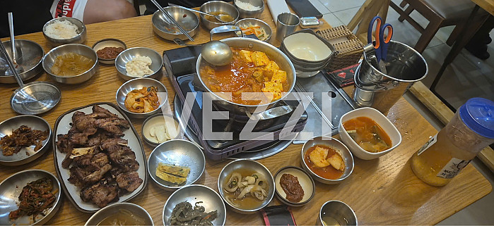 호치민 쪽갈비의 원조 푸미흥 월남집