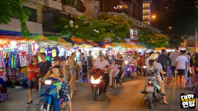 1군에 위치한 벤탄 시장 무조건 가보세요.