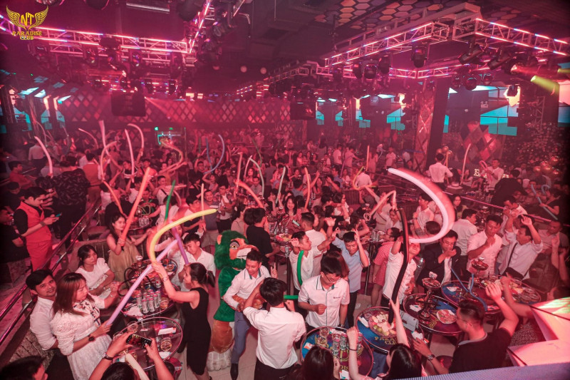 나트랑 파라다이스 클럽 (Paradise Club)