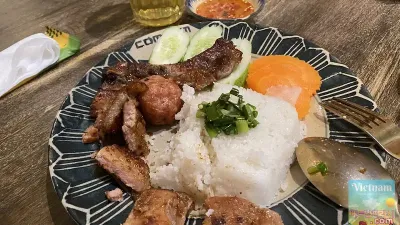 껌탐목 돼지갈비 찹쌀요리 Cơm tấm Mộc - 85 Lý Tự Trọng