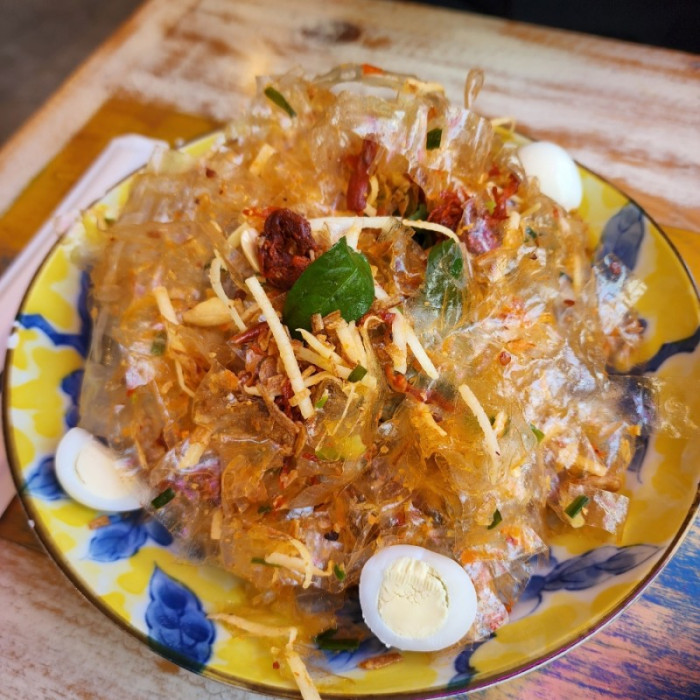 베트남 호치민 거리 음식의 맛과 매력이 넘치는 길거리 대표요리들