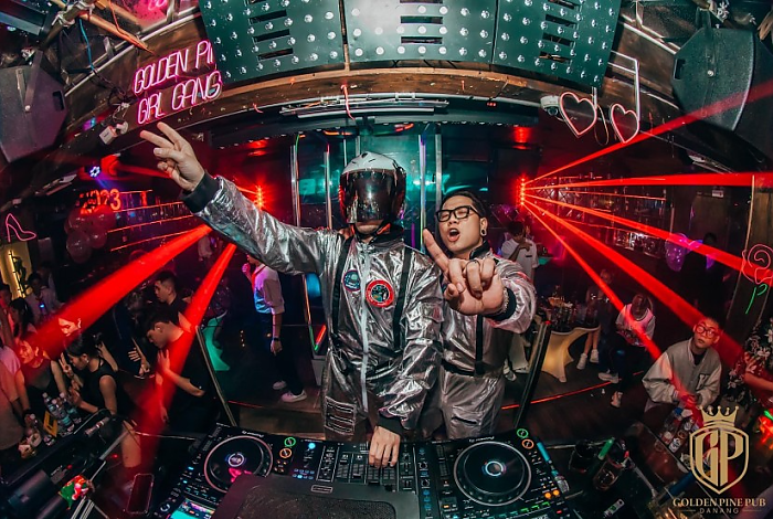 다낭 뉴 골든파인 클럽 Da nang New Golden Pine Pub