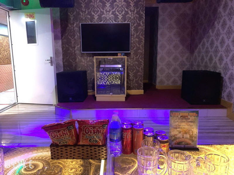 나트랑 로컬 리버티 가라오케 (Liberty Karaoke Nhatrang)