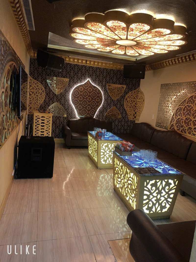 나트랑 로컬 리버티 가라오케 (Liberty Karaoke Nhatrang)