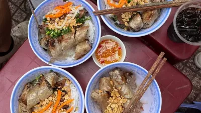분팃 느엉 Bún Thịt Nướng Hoàng Văn