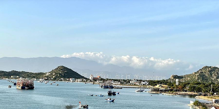 베트남의 휴양지중 12곳의 인기 리조트 추천 해봅니다.