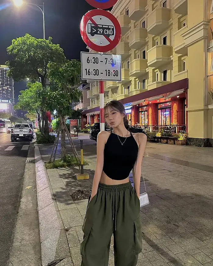 해외에서 화끈하게 백리스 입어버리기 instagram for mingddo_h