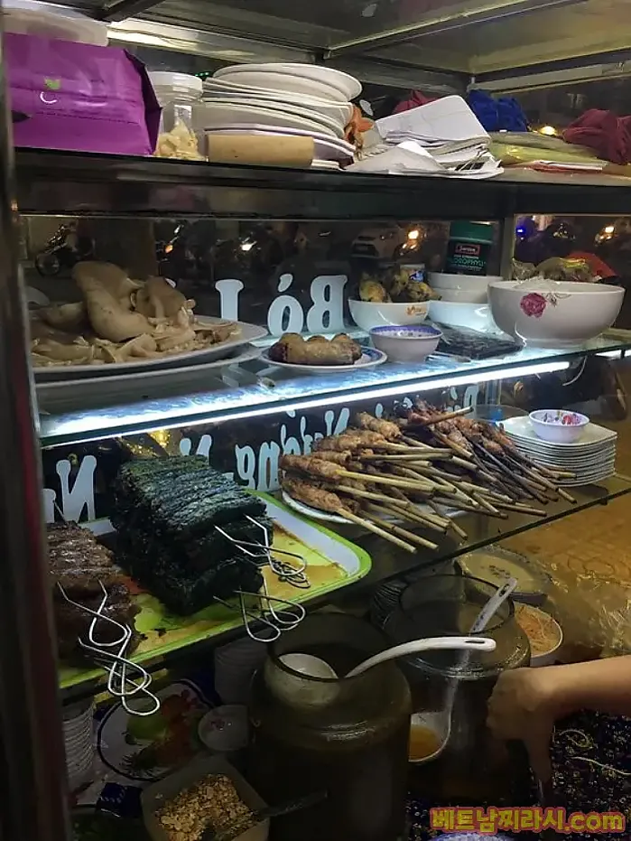 Quán Ăn Cô Liêng