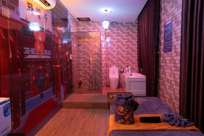 (다낭 불건마) 화월루 마사지