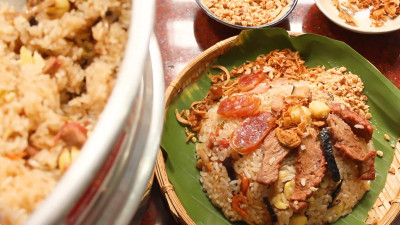 푸 쑤언 다리의 쏘이 흐엉 (Xoi Huong cau Phu Xuan)