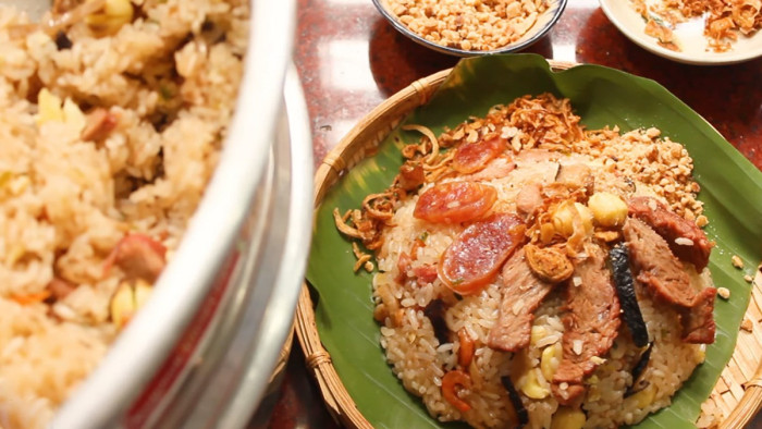 푸 쑤언 다리의 쏘이 흐엉 (Xoi Huong cau Phu Xuan)