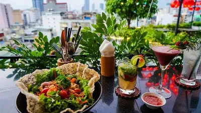 [기획 로맨틱 루프탑 식당시리즈]더 뷰 - 부이 비엔 스트리트(The View – Bui Vien Street)