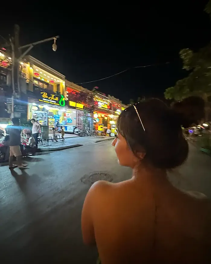 호이안만을 위한 유일한 피아르. 랜턴의 도시 @namrataaaa_