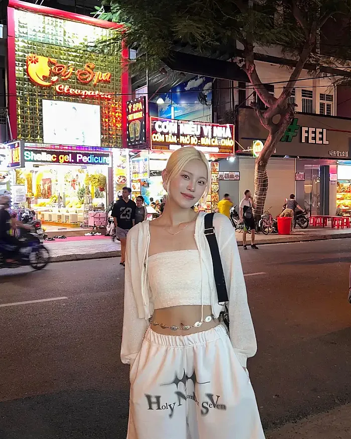 나쨩은 밤이 찐또라며 @m1n5e0_0 인스타