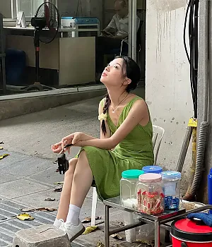 하노이의 여름 바이액션 @vivid.ec 인스타