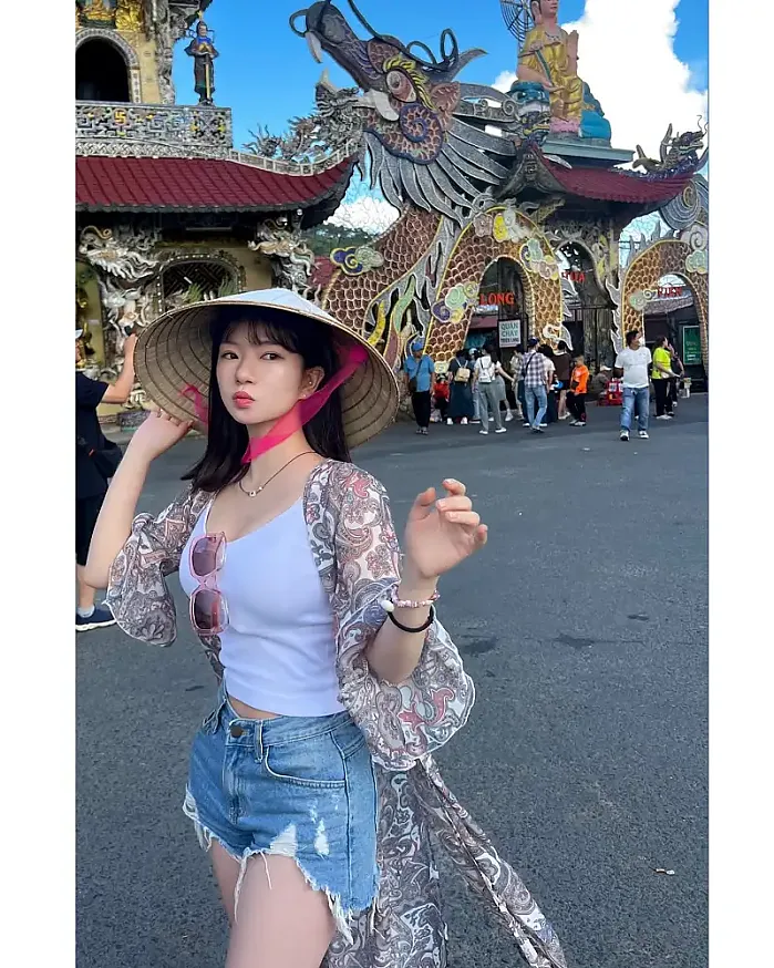 논라가 꽤나 잘 어울릴지도 @k_aeeu 인스타