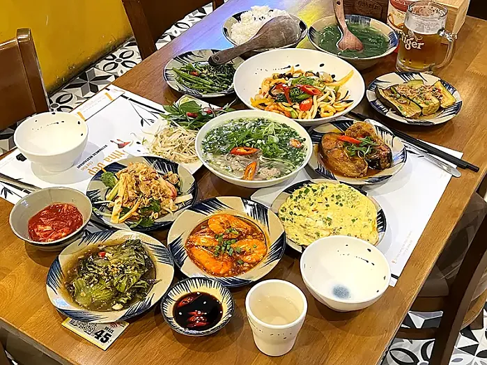 다낭 한시장 근처 베트남 로컬 가정식 