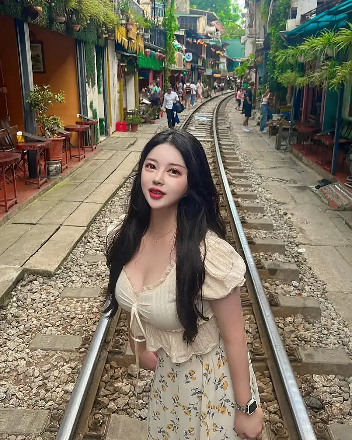 신나면 입 못다무는 병  @_jinnnnni__ 인스타