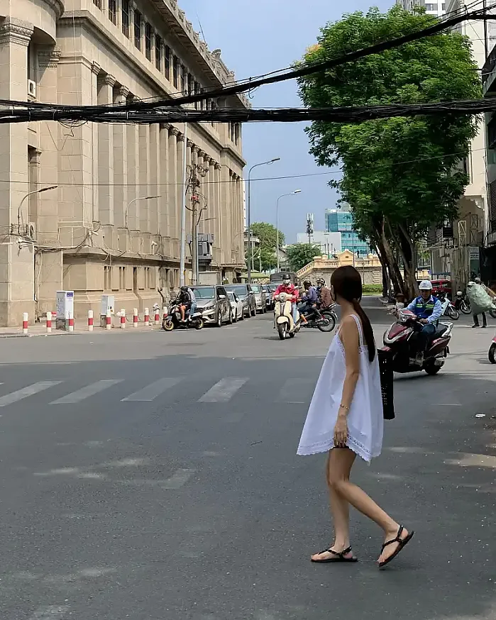 호치민에서 제일 핫한 카페인걸루 비엣남  @aah_ruu 인스타