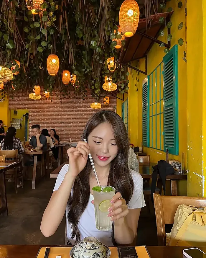 물놀이 좋아  @charm__y__ 인스타