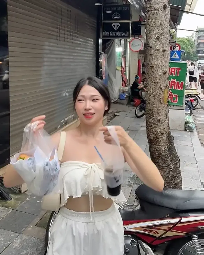 내 여름, 그런데 이제 하노이를 곁들인 @5dajueun 인스타