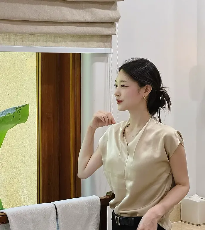 세련된 이미지의 처자 @1994.vv 인스타