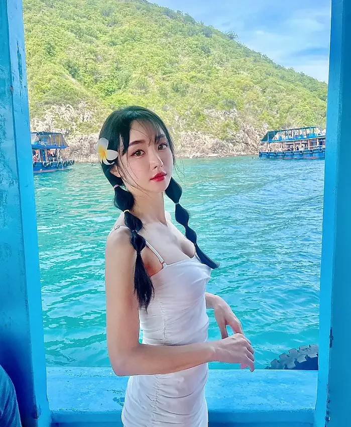 여름 나트랑여행 @melheevv 인스타