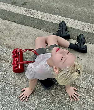 햇살 느끼기 @who_s_d