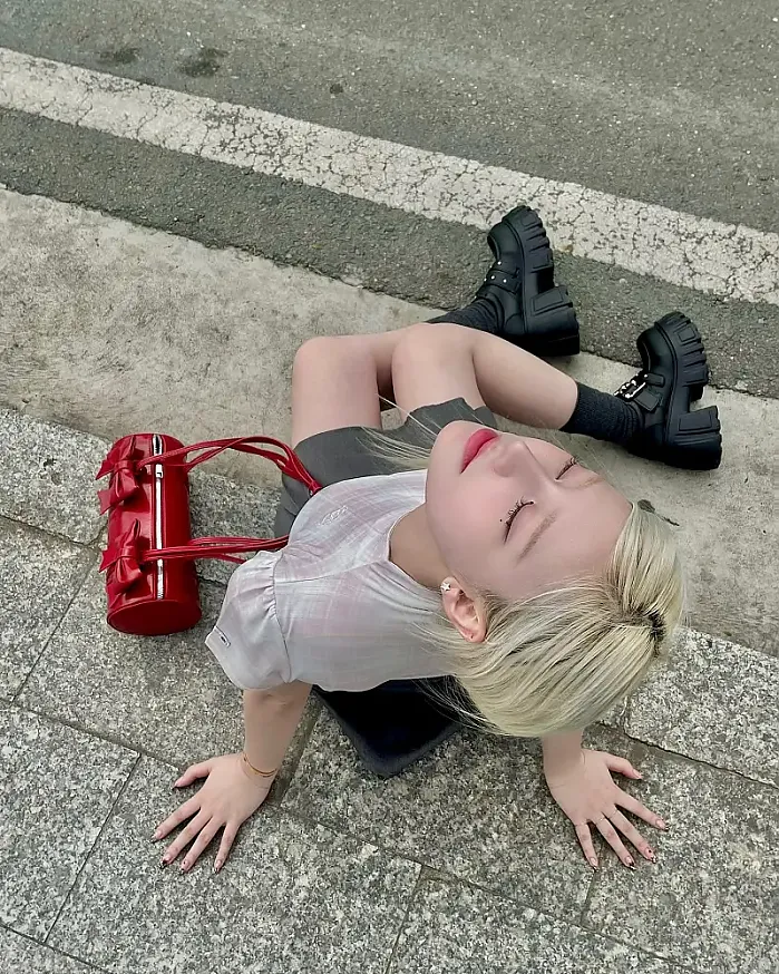 햇살 느끼기 @who_s_d