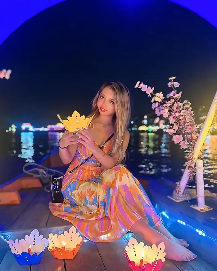 다낭의 호이안에서 랜턴 흘렀다 @yutsukitty_