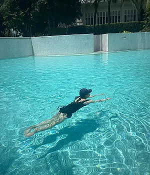 올해도 끝내주는 여름 @rlo._.zzi