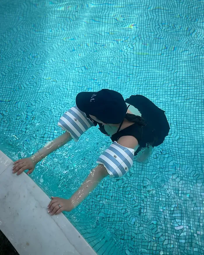 올해도 끝내주는 여름 @rlo._.zzi