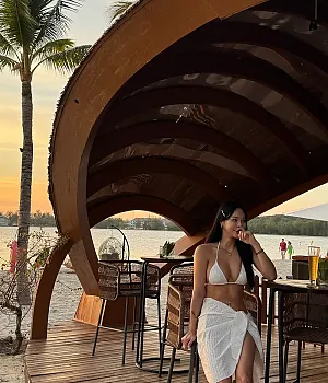 노을 지는 해변에서 맥주란 ...낭만폭격 @1_170c.m