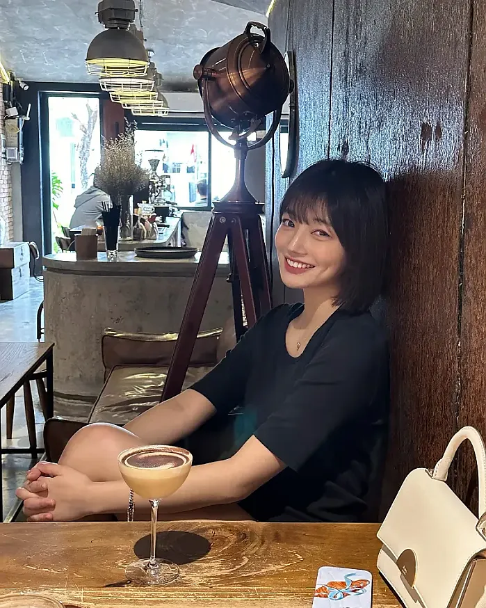 풍경은 없고 내 얼굴만 가득 @sy030_905