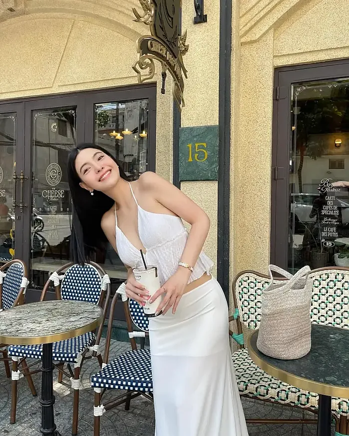 베트남 여자들은 이미지 첨부 10장을 선택할 수 없다 @flukekunyada