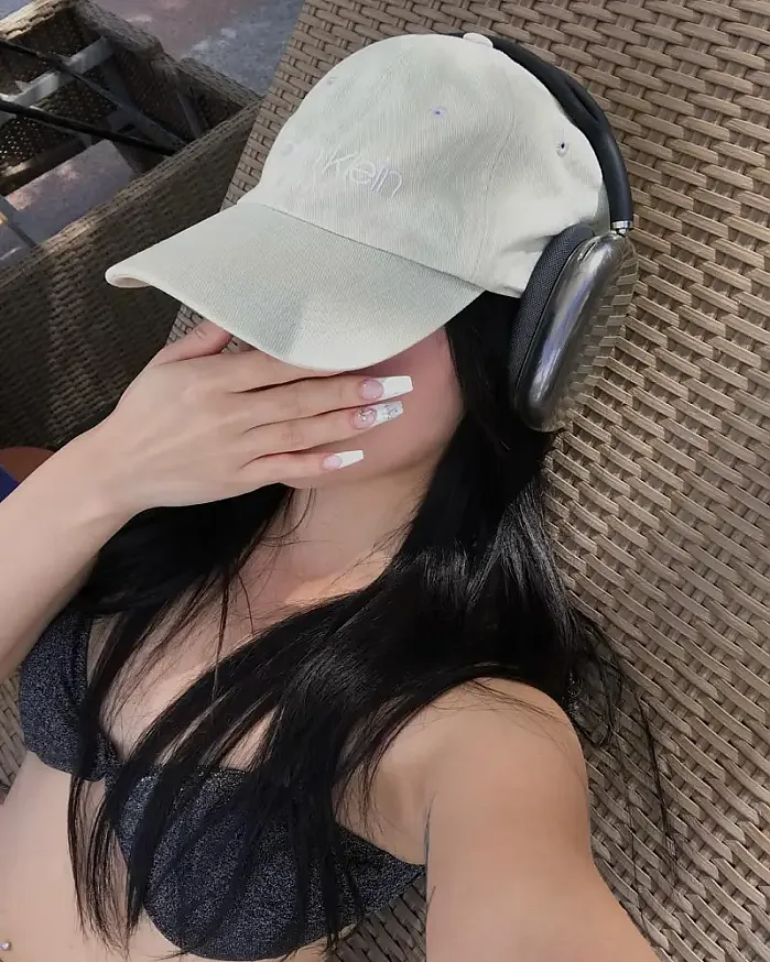 힙하게 수영복 입기 @h_moou