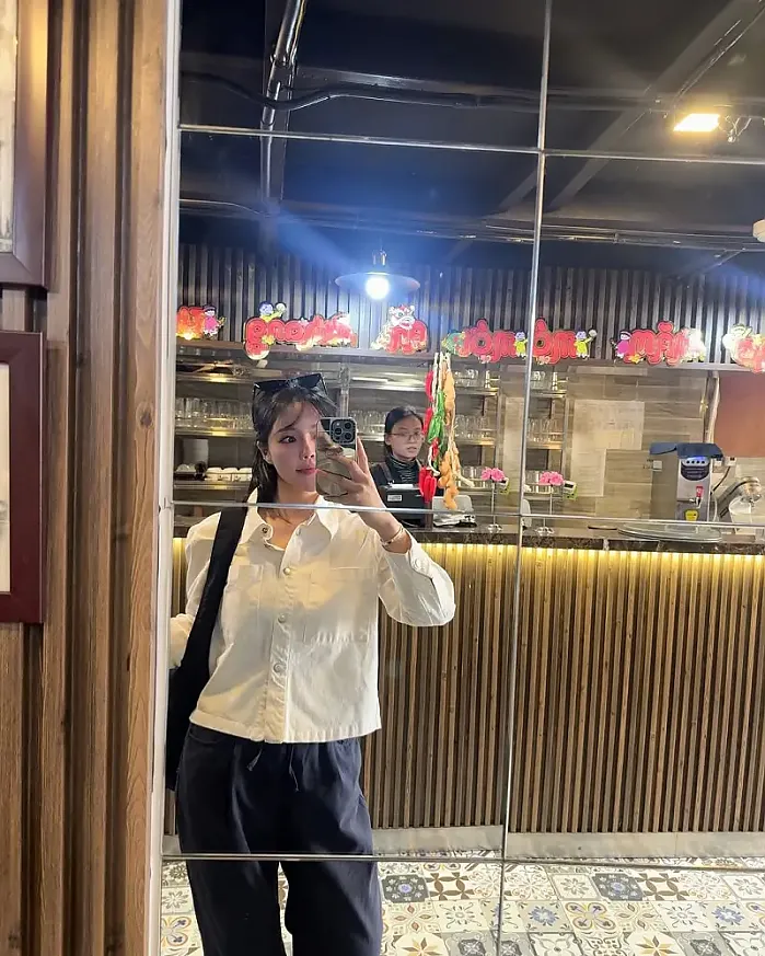 막딩이가 사진을 예쁘게 잘 찍어줘땨 @a_yunny_