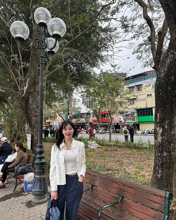 막딩이가 사진을 예쁘게 잘 찍어줘땨 @a_yunny_